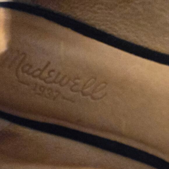 Madewell Women’s Black Pointed Toe Flats Size 8 Gold Accent Slip On Shoes - Picture 2 of 6